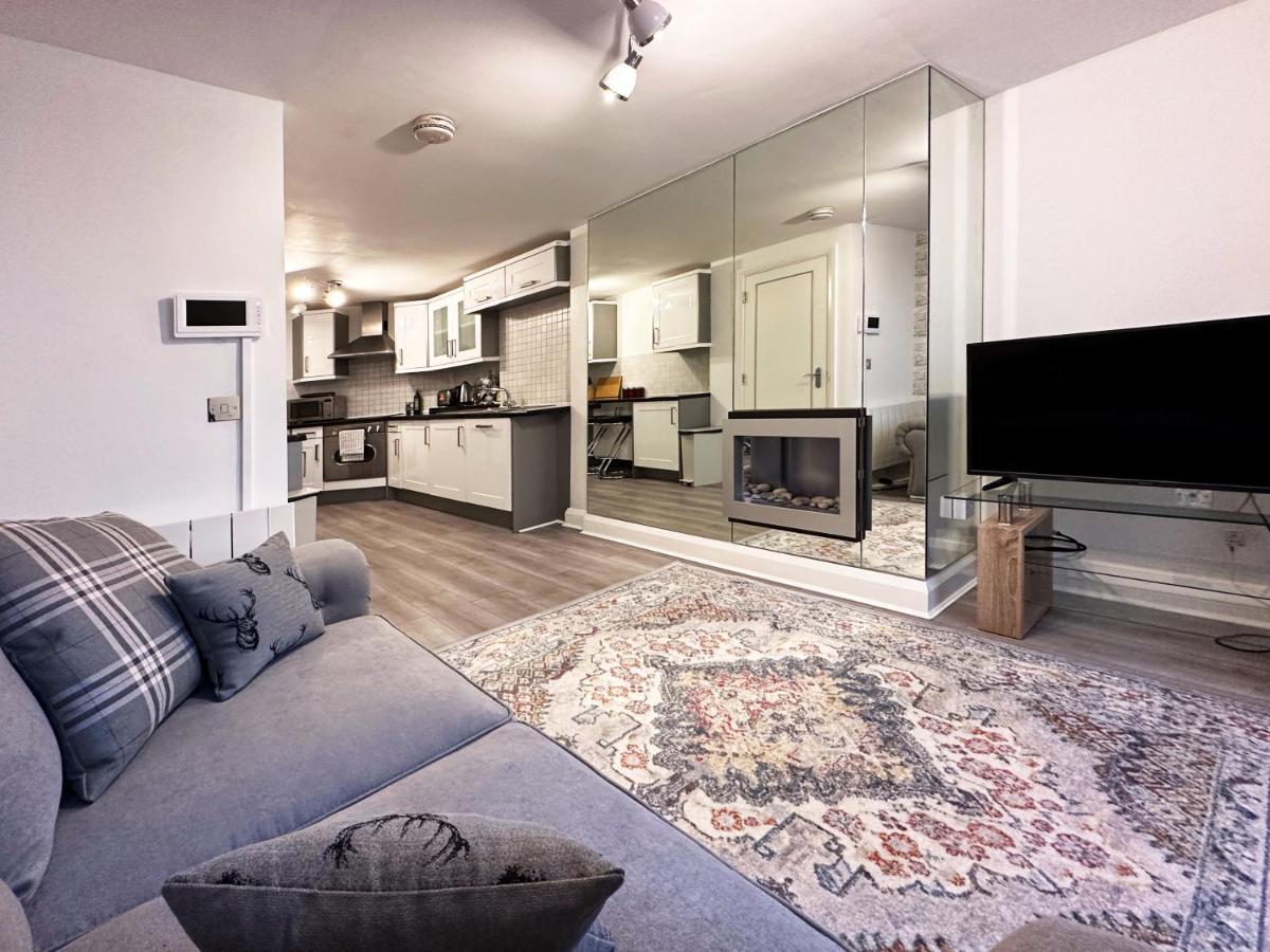 Chic Apartment In Mayfair London Exteriör bild