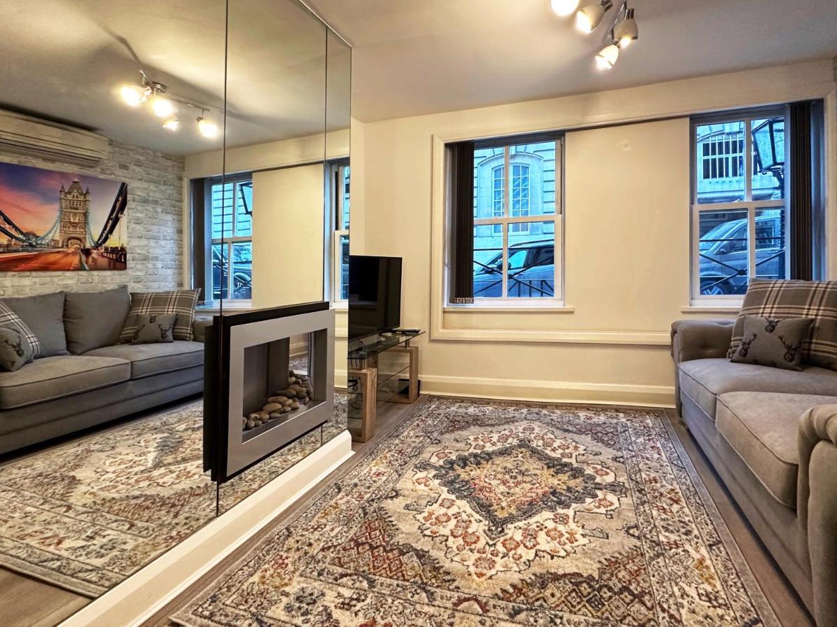 Chic Apartment In Mayfair London Exteriör bild