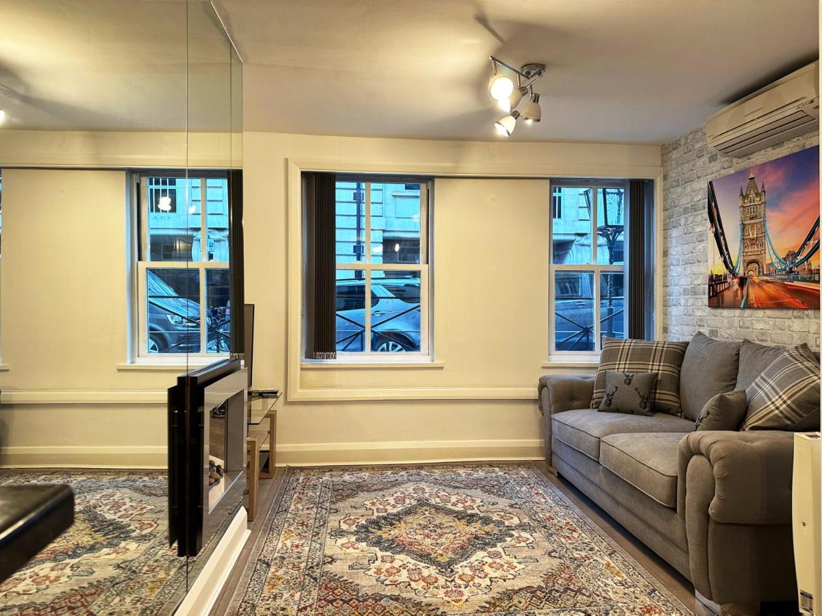 Chic Apartment In Mayfair London Exteriör bild